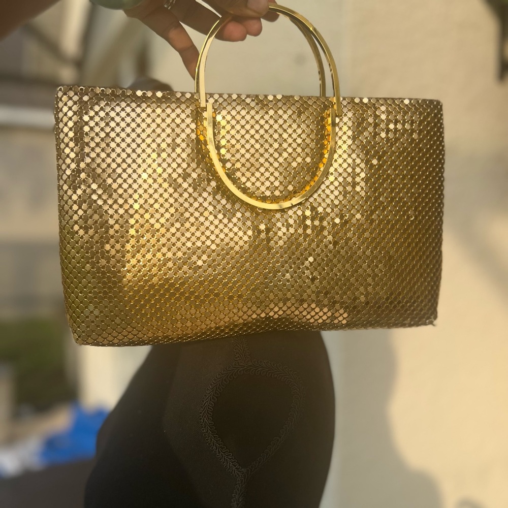 GOLD TONE CHAIN MAIL HANDBAG - Picture 1 of 7